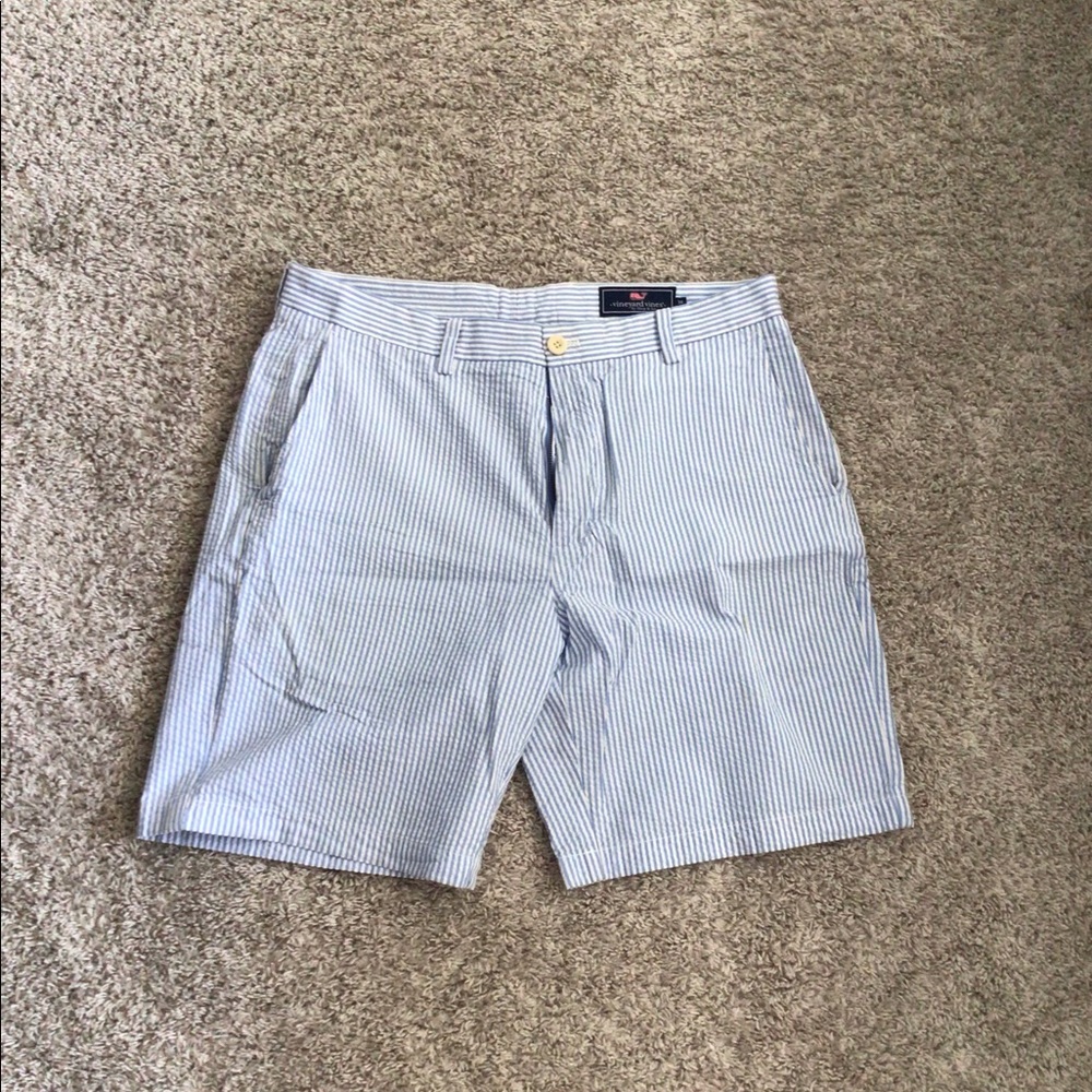 Vineyard Vines shorts